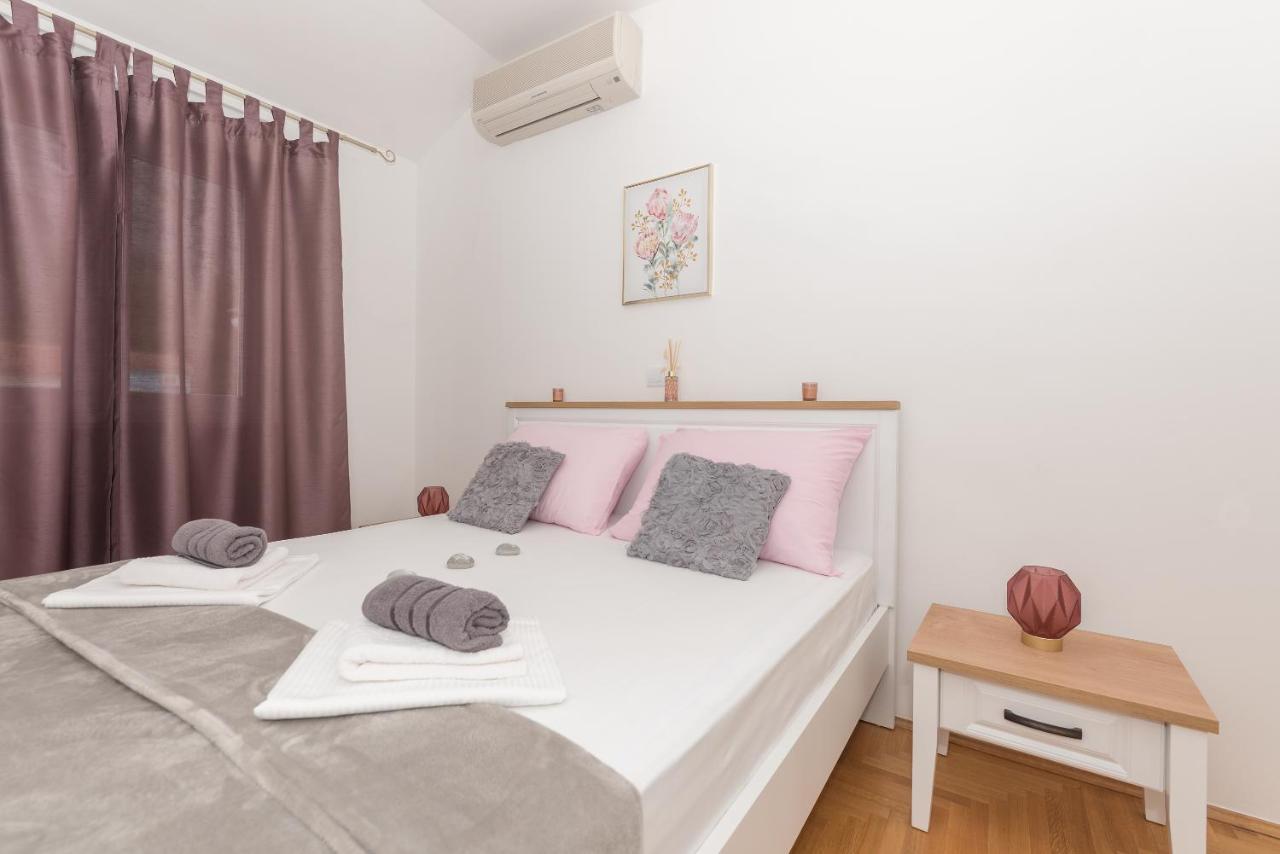 Deluxe 3 Bedroom Apartment With Sea View 바스카보다 외부 사진