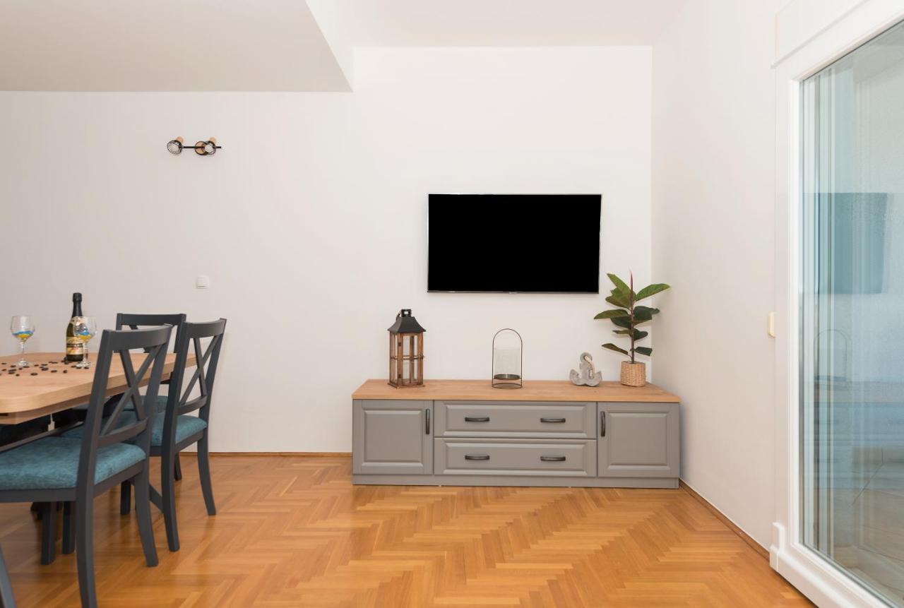 Deluxe 3 Bedroom Apartment With Sea View 바스카보다 외부 사진