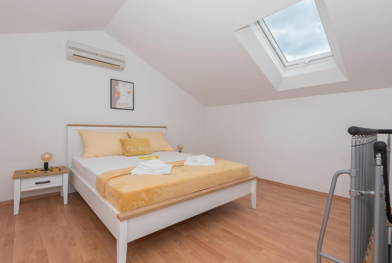 Deluxe 3 Bedroom Apartment With Sea View 바스카보다 외부 사진