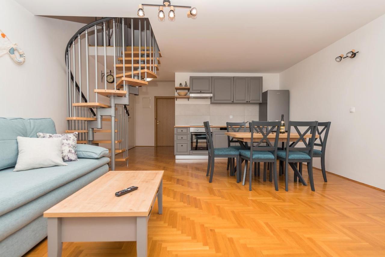 Deluxe 3 Bedroom Apartment With Sea View 바스카보다 외부 사진